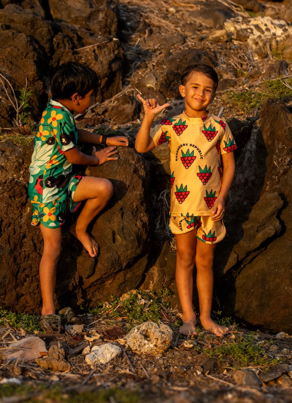 Children's UV swim top - Anthill Green UV50+